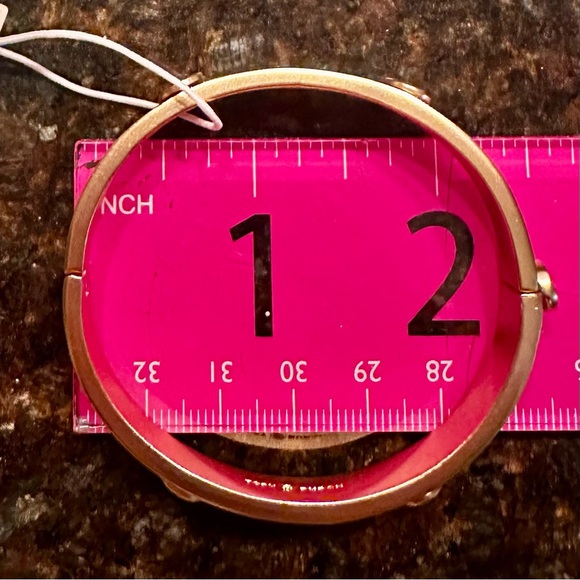 NWT Tory Burch Authentic Black Enamel and Gold Logo Bracelet - Picture 7 of 8